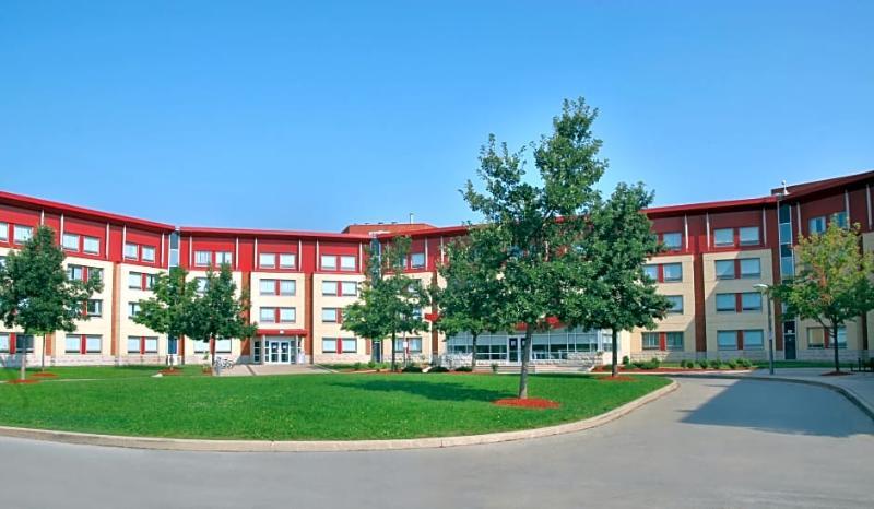 Residence & Conference Centre - أوكفيل المظهر الخارجي الصورة